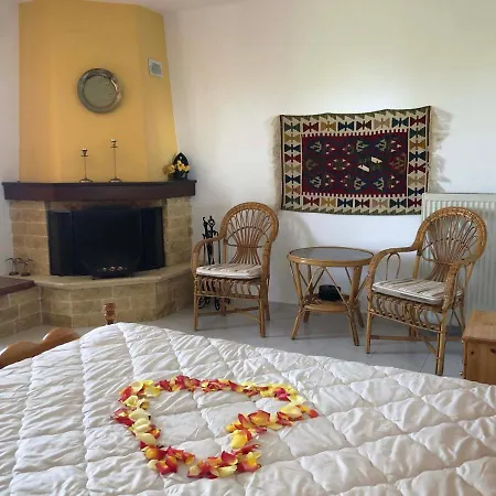 Timeless Apartman Mourésion