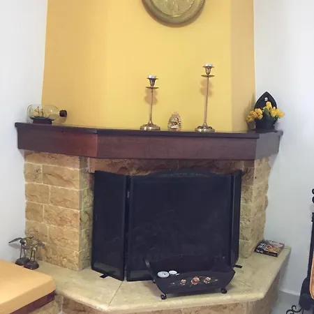 Timeless Apartamento Mourésion