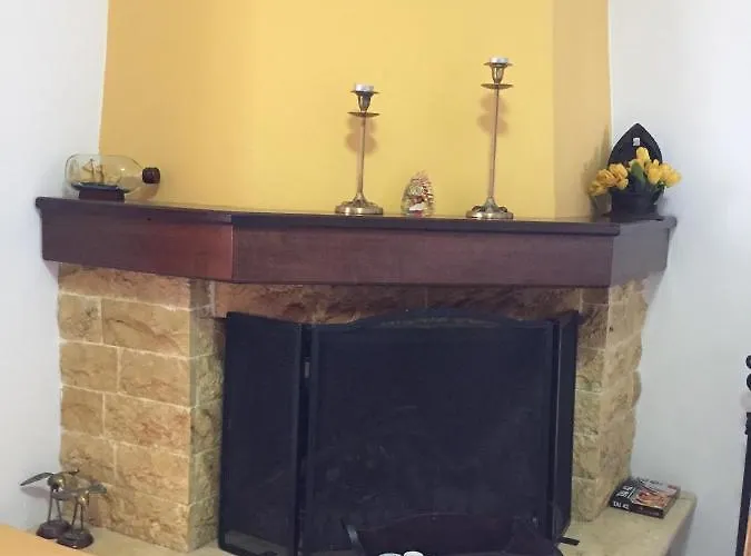 Timeless Apartment Mouresi